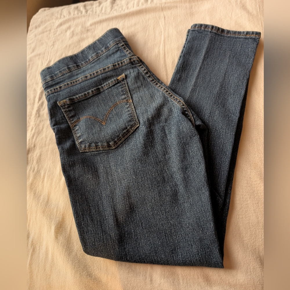 Levi's Pull-on Skinny Blue Jeans